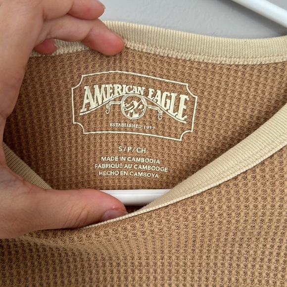 AE tan waffle knit long sleeve tee - Picture 3 of 4